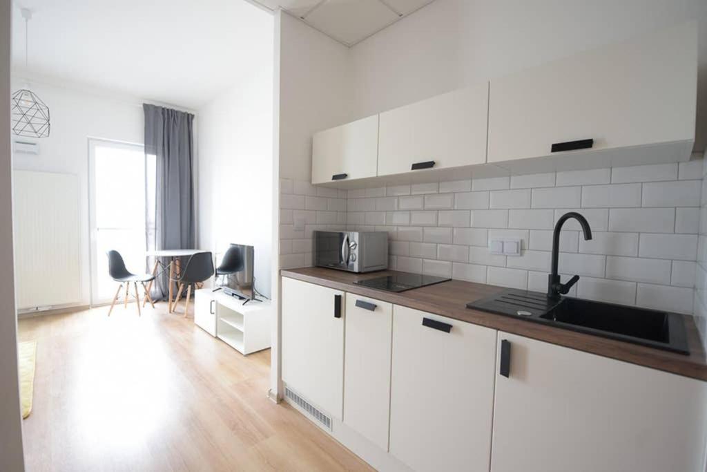 Bliska Wola Expo Central Apartment วอร์ซอ ภายนอก รูปภาพ