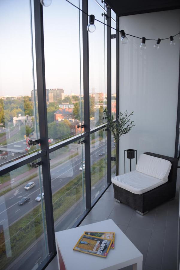Bliska Wola Expo Central Apartment วอร์ซอ ภายนอก รูปภาพ